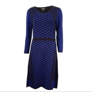 NINE WEST SWEATER DRESS Small